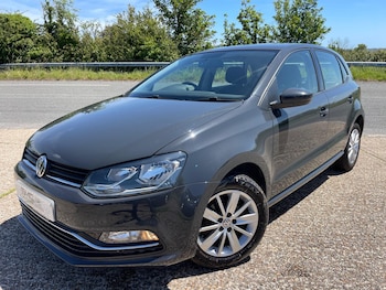 Used Volkswagen Polo 2014 for sale - 78997478: Photo