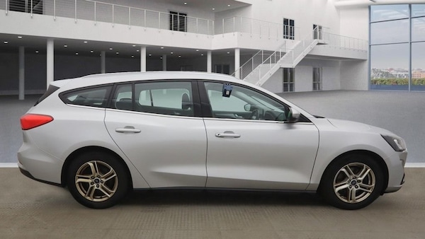 Used Ford Focus 2019 for sale - 75630400: Photo 5