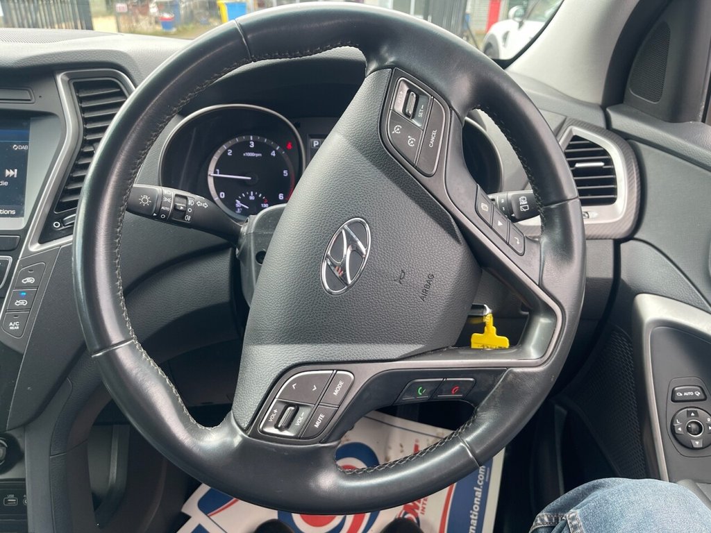 Used Hyundai Santa Fe 2016 for sale - 77805868: Photo 14