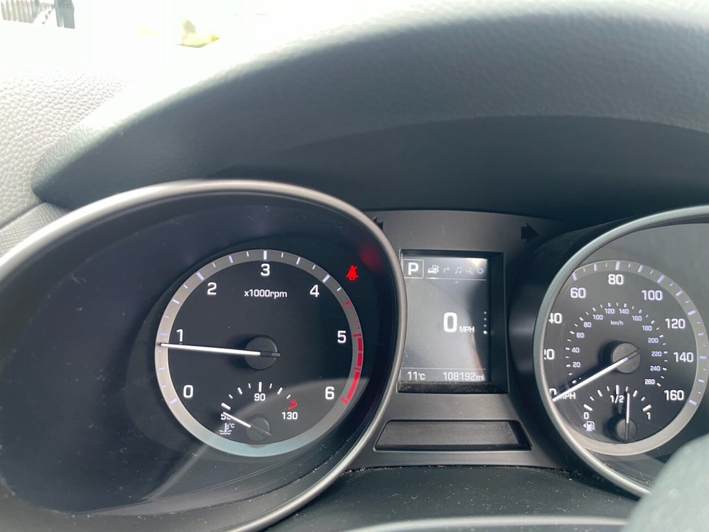 Used Hyundai Santa Fe 2016 for sale - 77805868: Photo 15