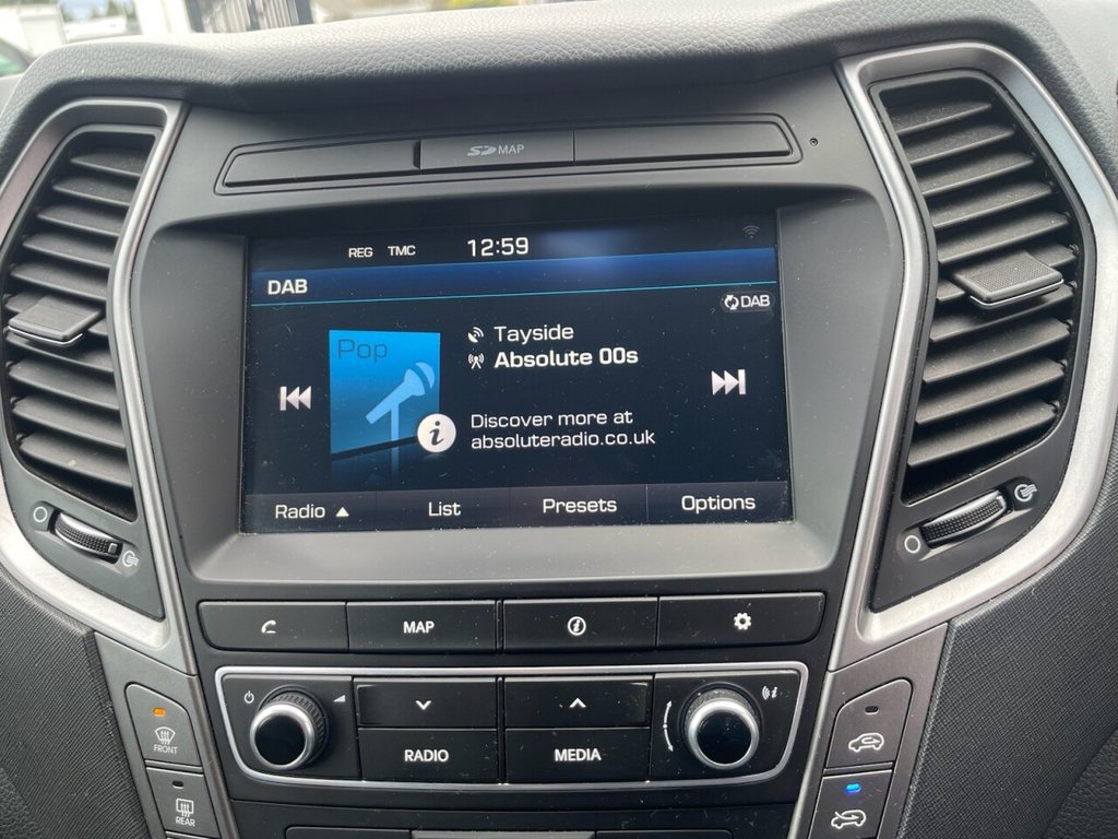 Used Hyundai Santa Fe 2016 for sale - 77805868: Photo 16