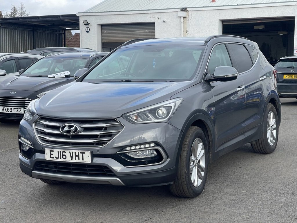 Used Hyundai Santa Fe 2016 for sale - 77805868: Photo 3