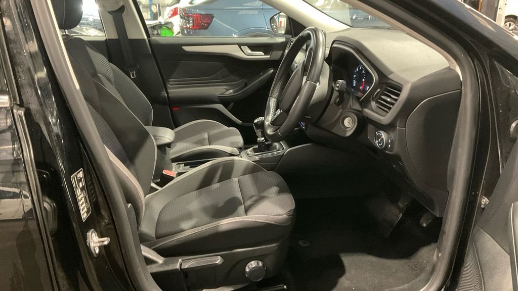 Used Ford Focus 2025 for sale - 77666750: Photo 9