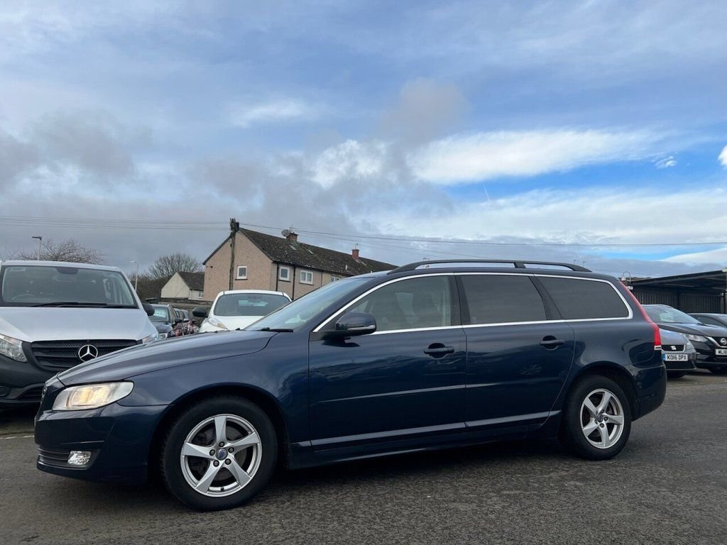 Used Volvo V70 2014 for sale - 76820611: Photo 4