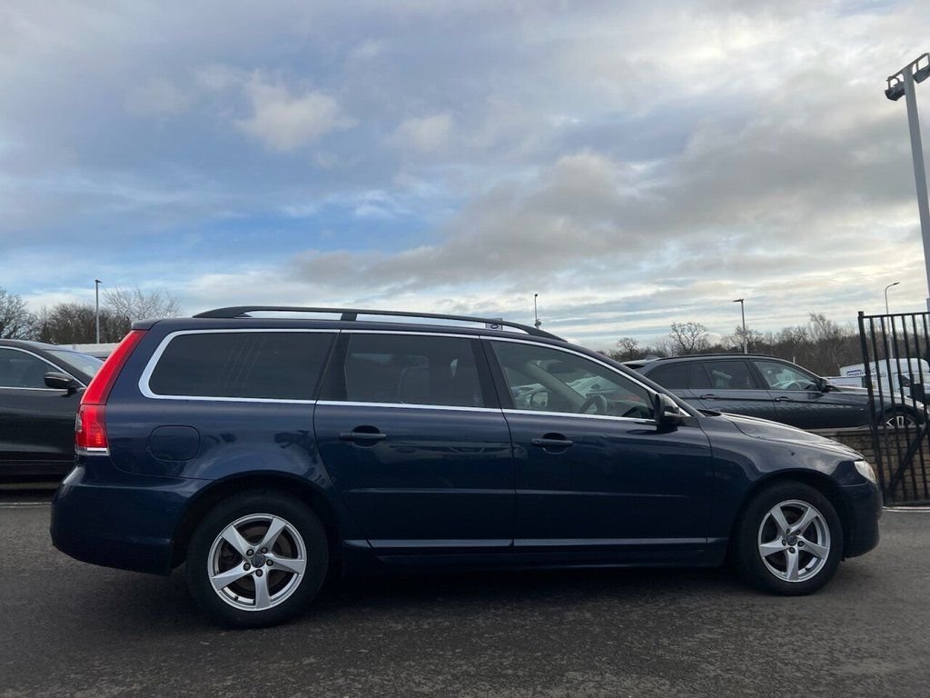 Used Volvo V70 2014 for sale - 76820611: Photo 5