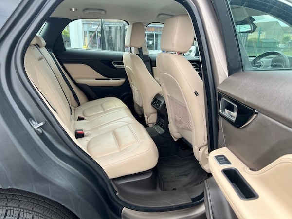 Used Jaguar F-Pace 2016 for sale - 75642051: Photo 10
