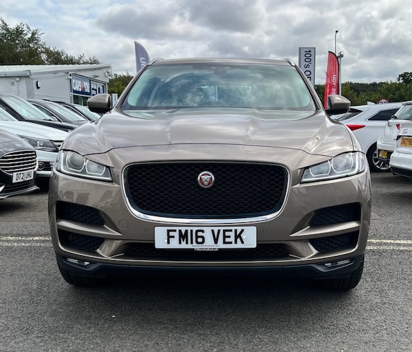 Used Jaguar F-Pace 2016 for sale - 75642051: Photo 2