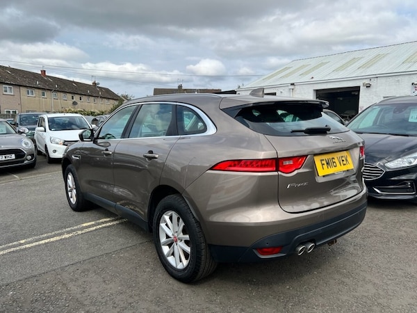 Used Jaguar F-Pace 2016 for sale - 75642051: Photo 4