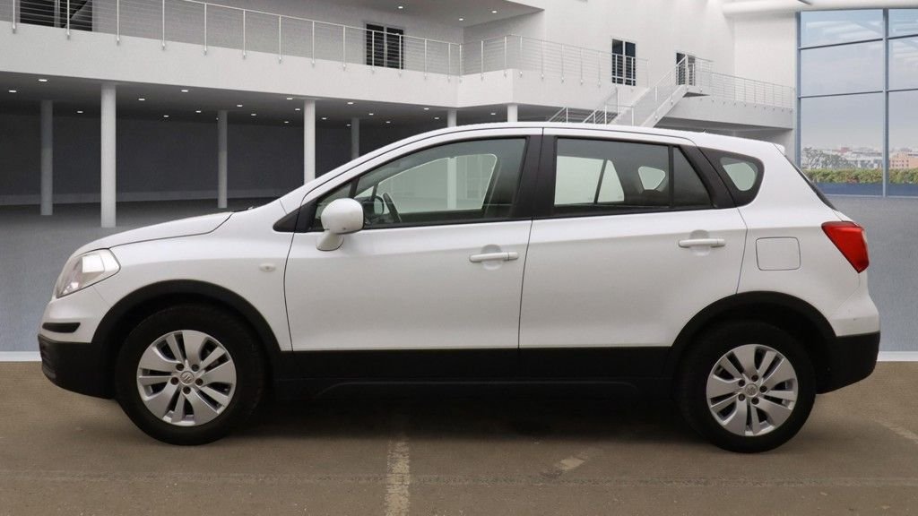 Used Suzuki SX4 S-Cross 2016 for sale - 76797574: Photo 6