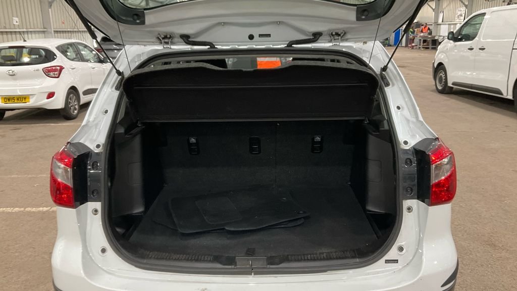 Used Suzuki SX4 S-Cross 2016 for sale - 76797574: Photo 7