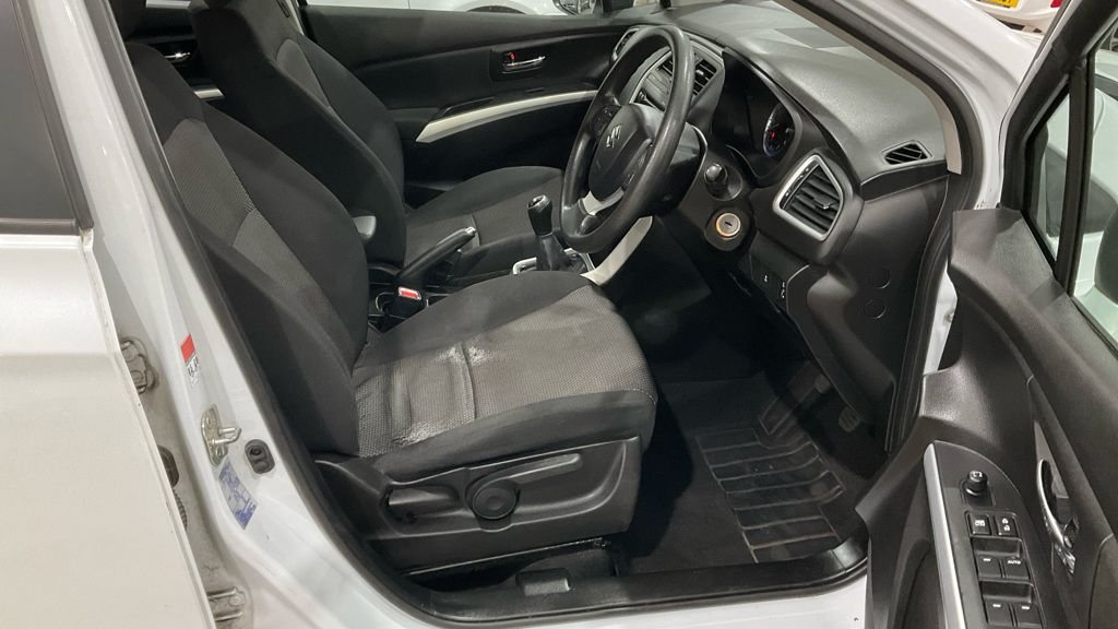 Used Suzuki SX4 S-Cross 2016 for sale - 76797574: Photo 9