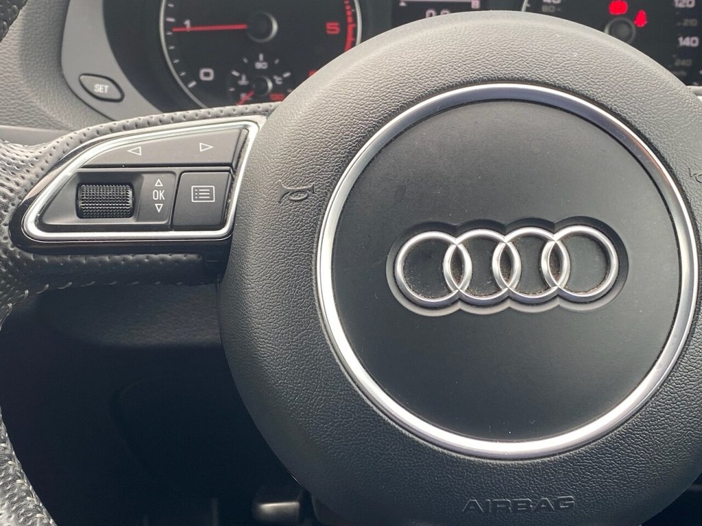 Used Audi Q3 2013 for sale - 77835140: Photo 15