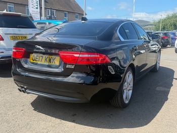 Used Jaguar XE 2017 for sale - 79129433: Photo