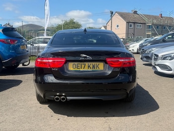 Used Jaguar XE 2017 for sale - 79129433: Photo