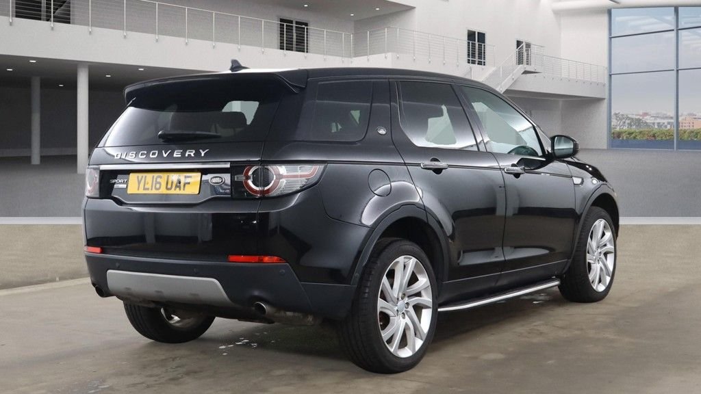 Used Land Rover Discovery Sport 2016 for sale - 77667136: Photo 16