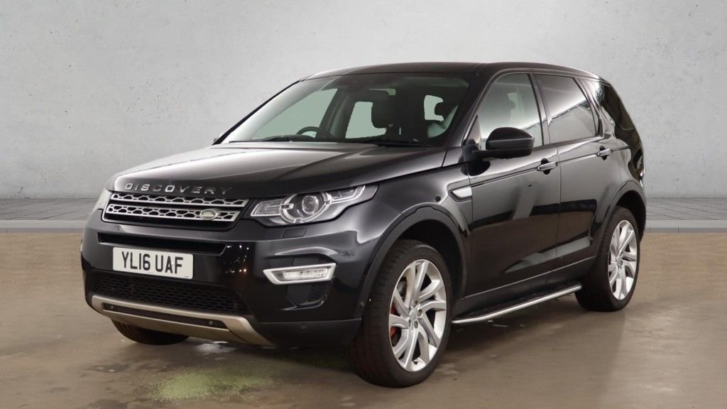 Used Land Rover Discovery Sport 2016 for sale - 77667136: Photo 2