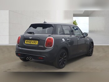 Used MINI Hatch 2018 for sale - 78839107: Photo