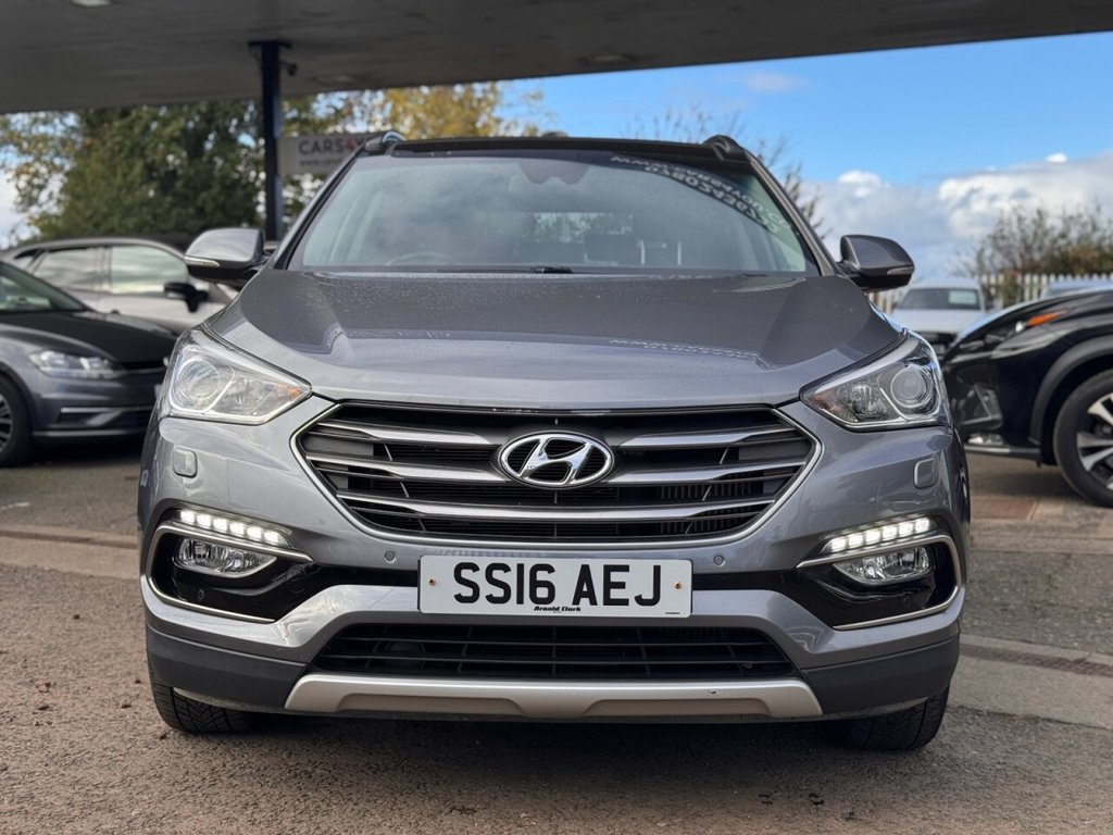 Used Hyundai Santa Fe 2016 for sale - 76855098: Photo 2