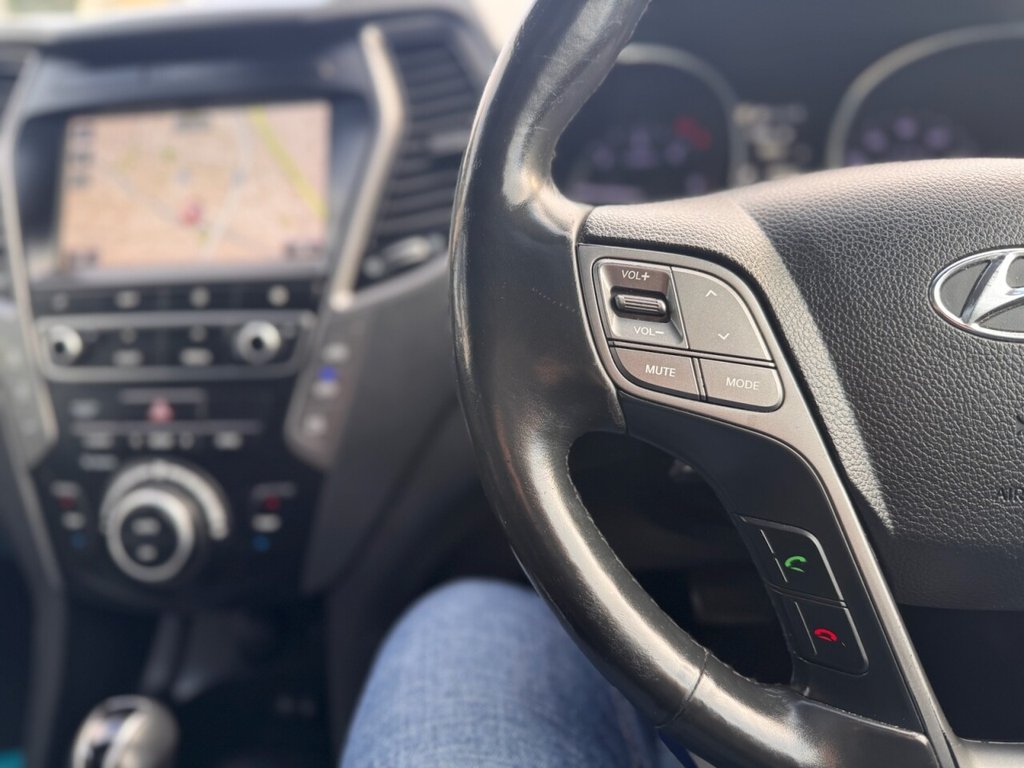 Used Hyundai Santa Fe 2016 for sale - 76855098: Photo 28