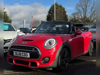 Used MINI Convertible 2018 for sale - 76509505: Photo