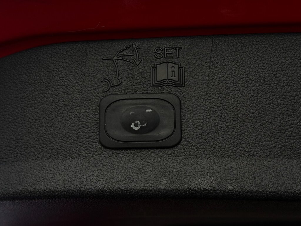 Used Ford Kuga 2015 for sale - 77990860: Photo 11