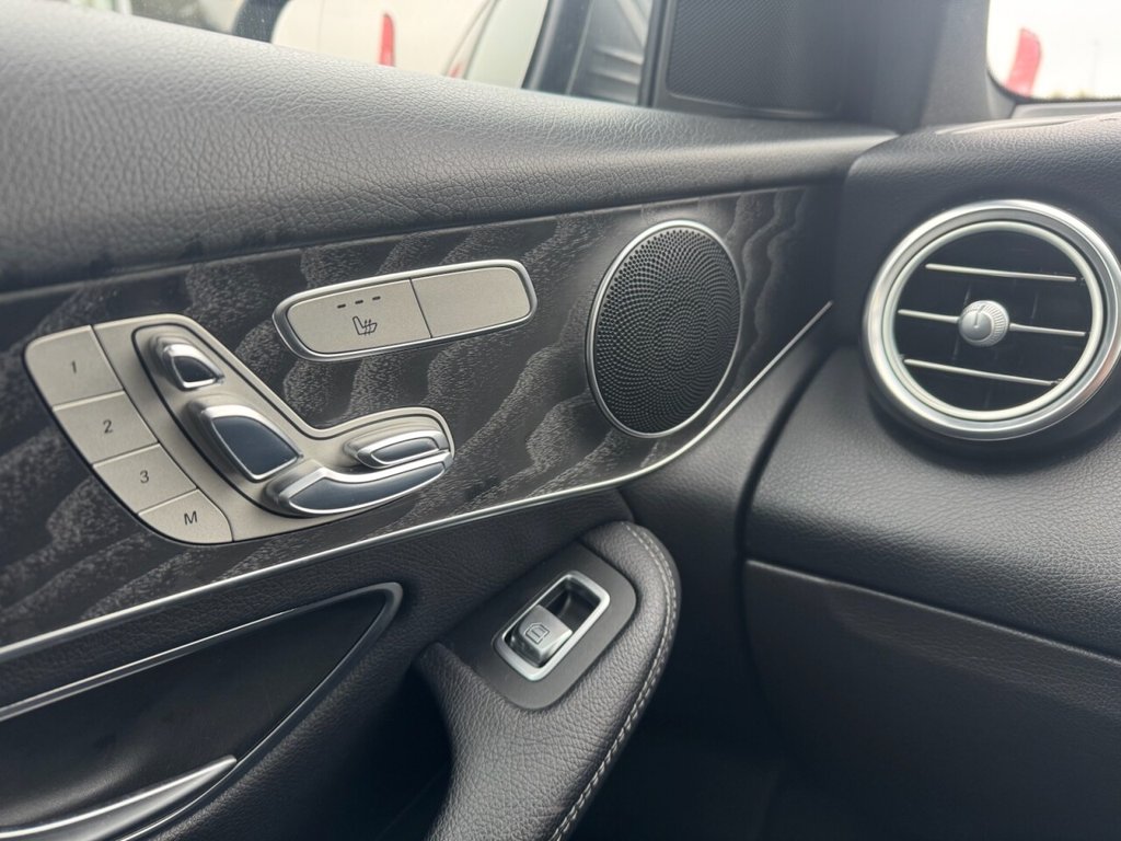 Used Mercedes-Benz GLC 2017 for sale - 77250027: Photo 14