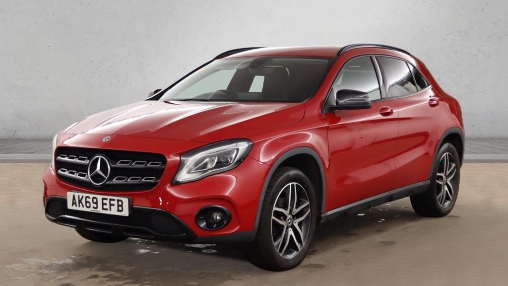 Used Mercedes-Benz GLA 2019 for sale - 77654824: Photo 2