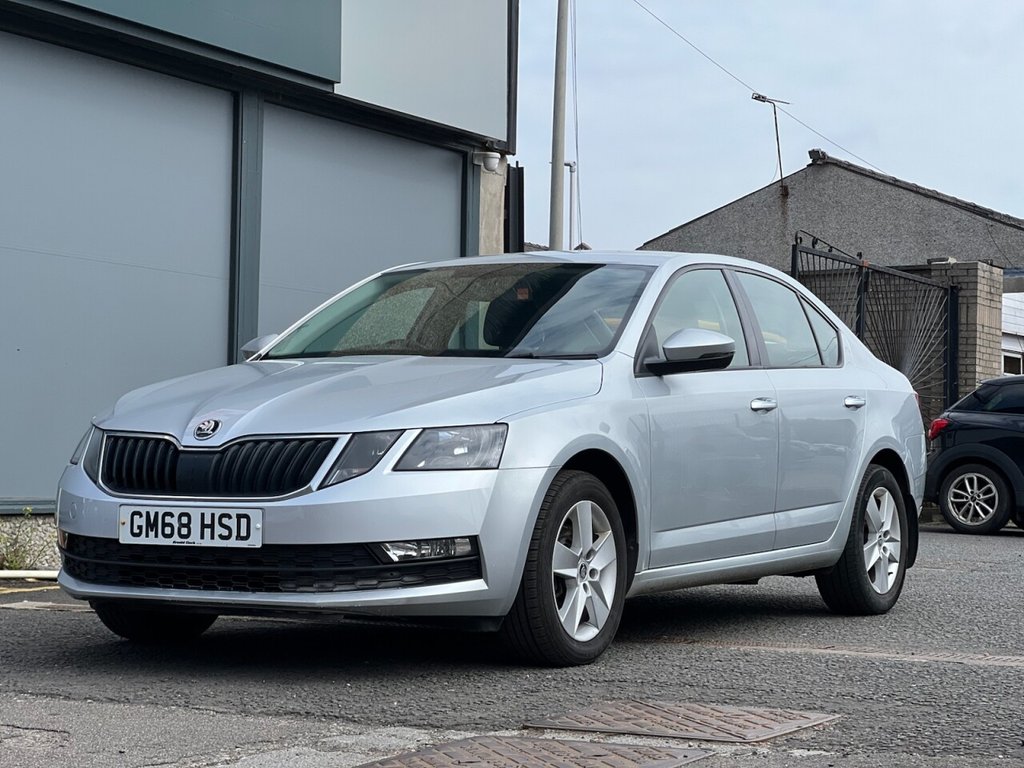 Used Skoda Octavia 2019 for sale - 76791969: Photo 2