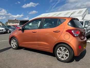 Used Hyundai i10 2014 for sale - 75047763: Photo
