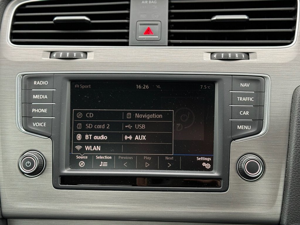 Used Volkswagen Golf 2016 for sale - 76333374: Photo 24