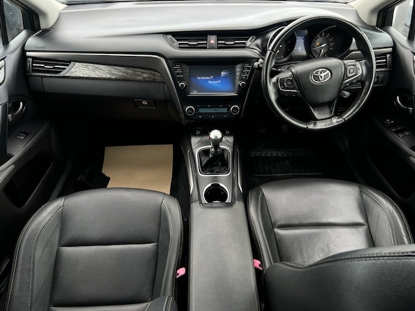Used Toyota Avensis 2015 for sale - 75777159: Photo 10