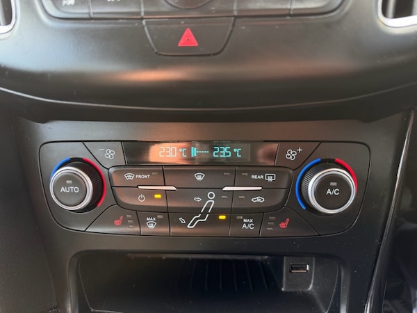 Used Ford Focus 2017 for sale - 74844816: Photo 20