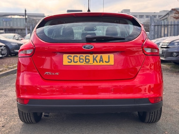 Used Ford Focus 2017 for sale - 74844816: Photo 5