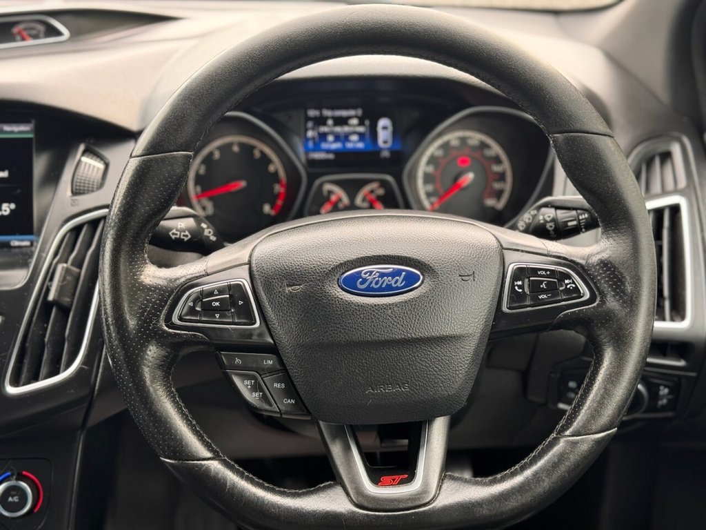 Used Ford Focus 2016 for sale - 76840980: Photo 17