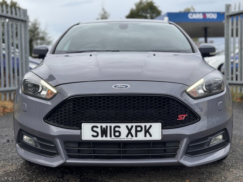 Used Ford Focus 2016 for sale - 76840980: Photo 2