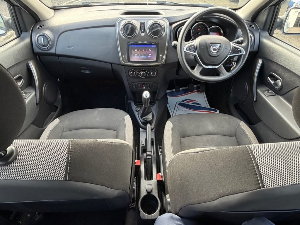Used Dacia Sandero Stepway 2017 for sale - 77835135: Photo 10