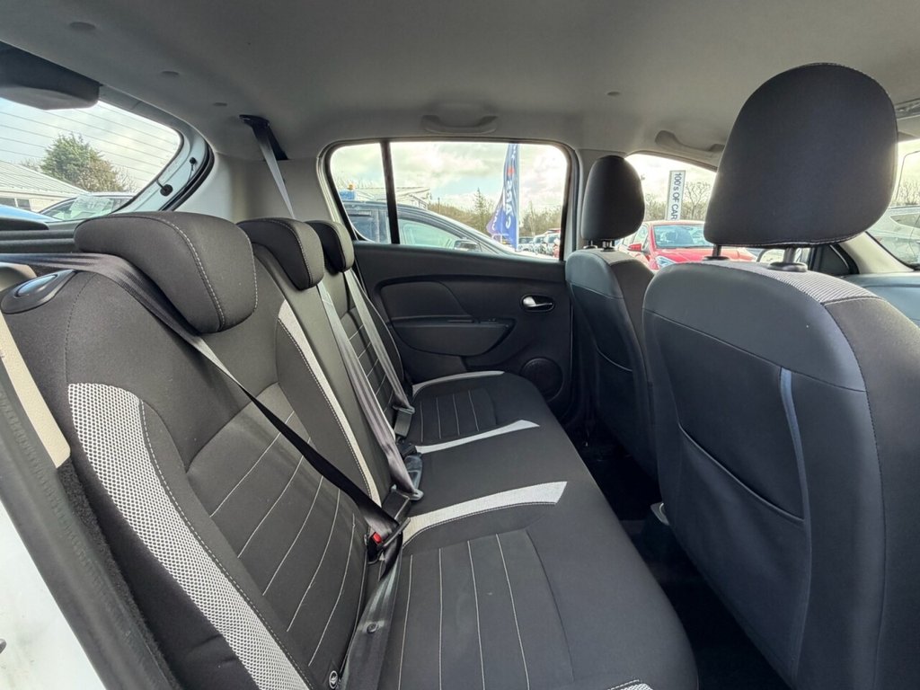 Used Dacia Sandero Stepway 2017 for sale - 77835135: Photo 9