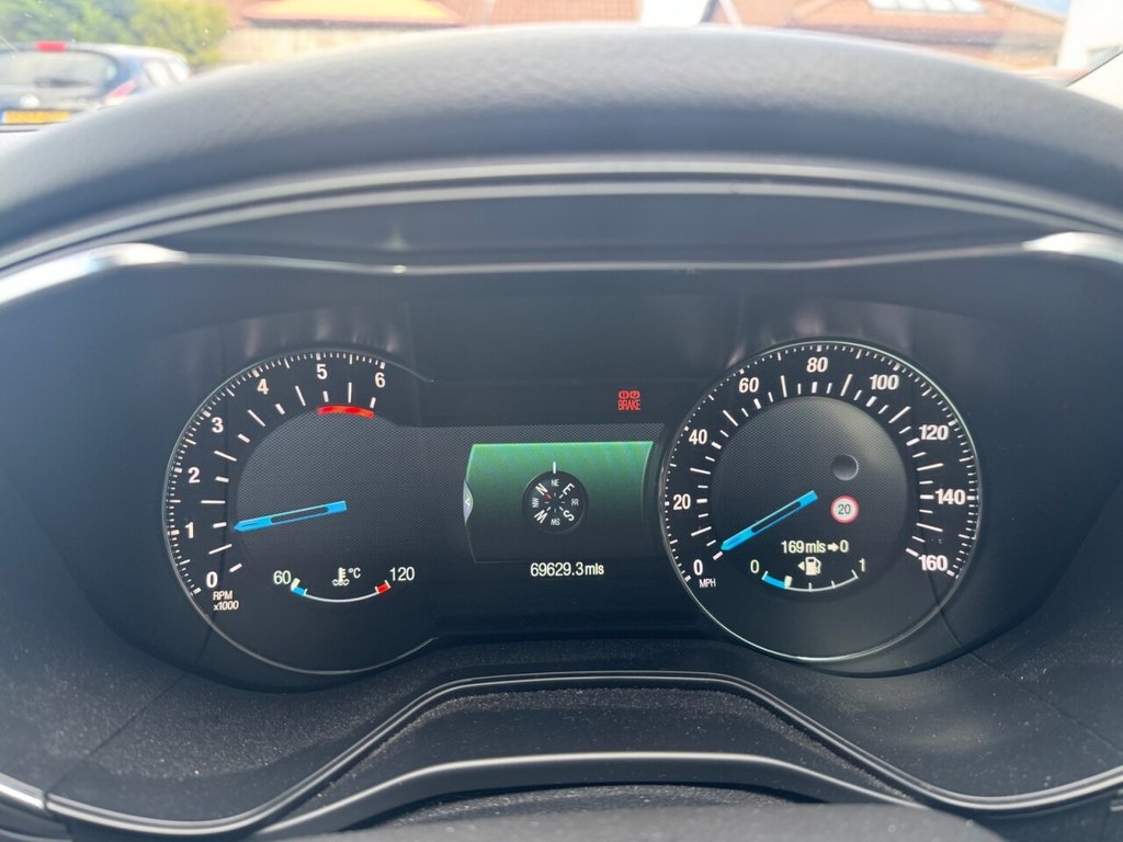 Used Ford Mondeo 2015 for sale - 76375980: Photo 11