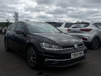 Used Volkswagen Golf 2018 for sale - 78896951: Photo
