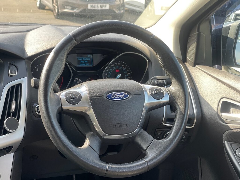 Used Ford Focus 2013 for sale - 76439235: Photo 11