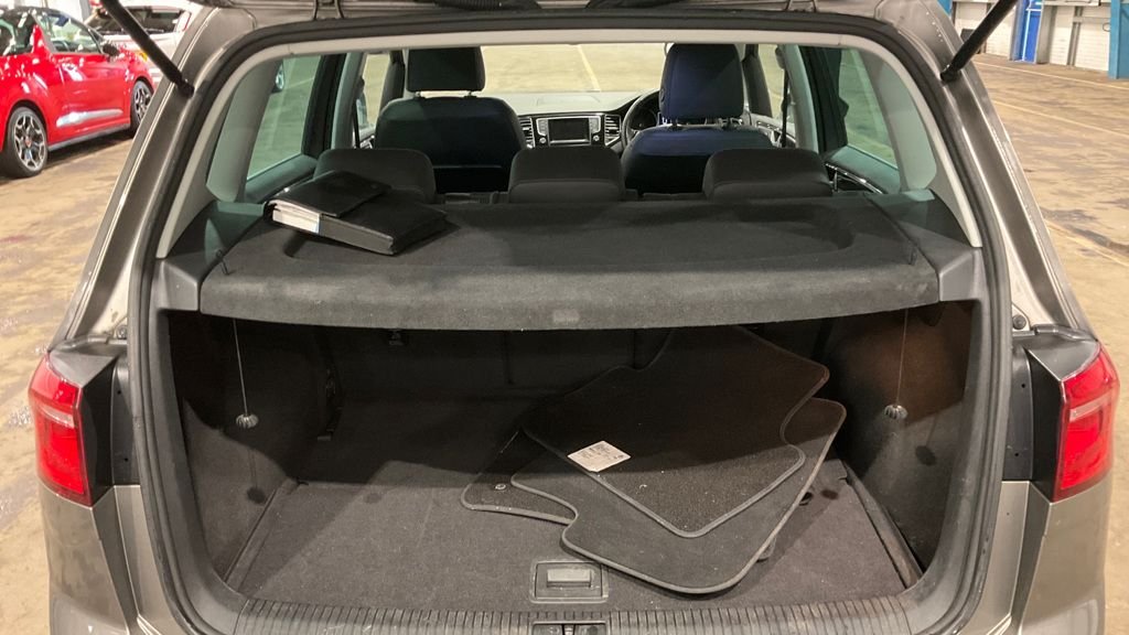 Used Volkswagen Golf SV 2014 for sale - 77161946: Photo 5