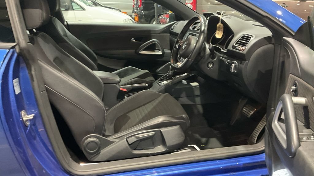 Used Volkswagen Scirocco 2017 for sale - 77806348: Photo 15