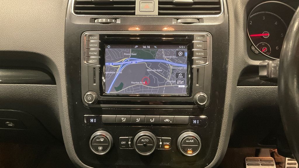 Used Volkswagen Scirocco 2017 for sale - 77806348: Photo 17