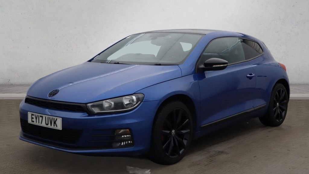Used Volkswagen Scirocco 2017 for sale - 77806348: Photo 2