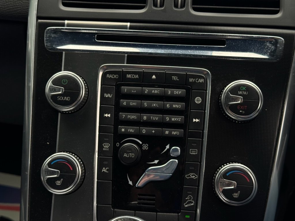 Used Volvo XC60 2015 for sale - 77027098: Photo 15