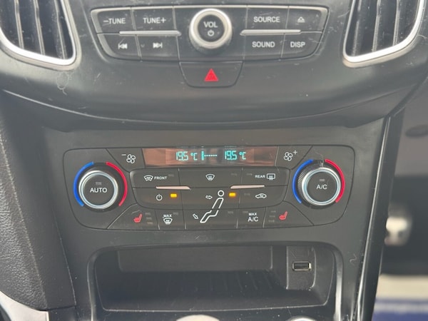 Used Ford Focus 2016 for sale - 76256169: Photo 19