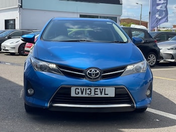 Used Toyota Auris 2013 for sale - 75612999: Photo