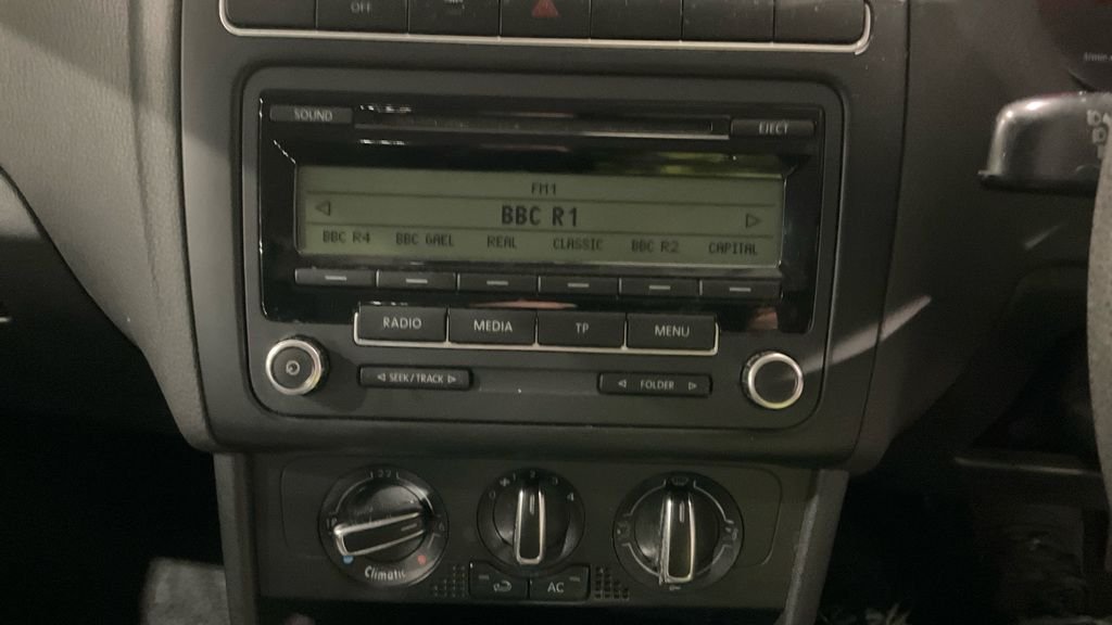 Used Volkswagen Polo 2010 for sale - 77792398: Photo 9