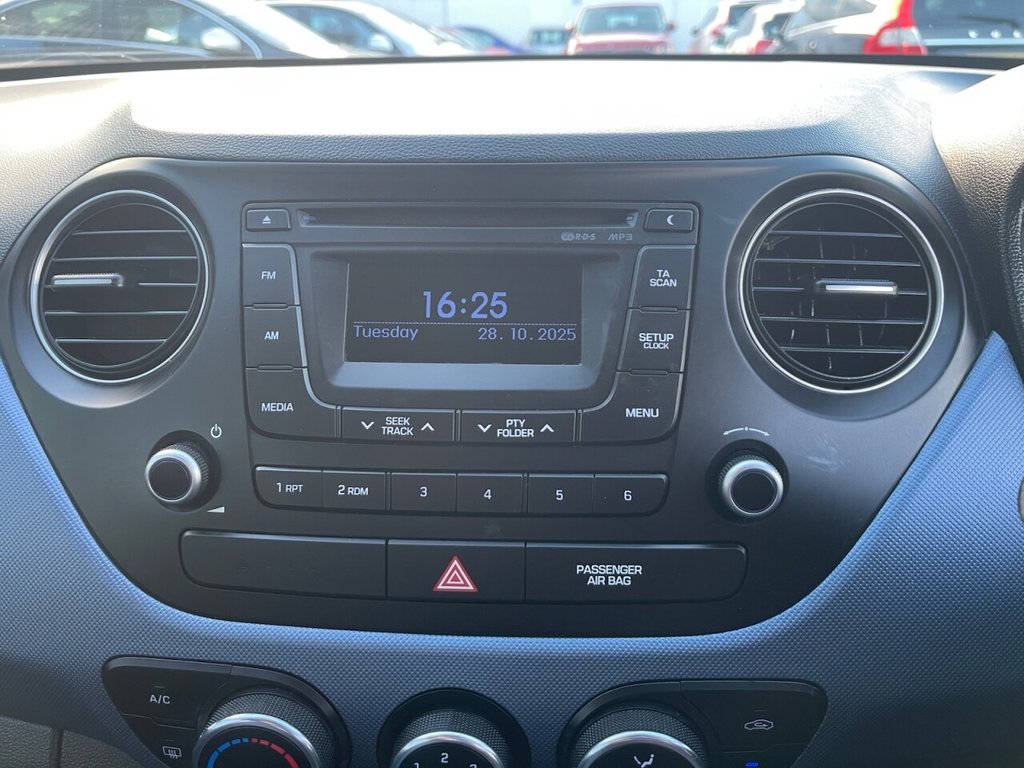 Used Hyundai i10 2016 for sale - 76439166: Photo 16