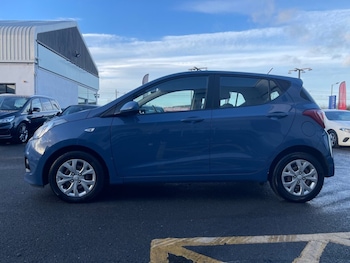 Used Hyundai i10 2016 for sale - 76439166: Photo